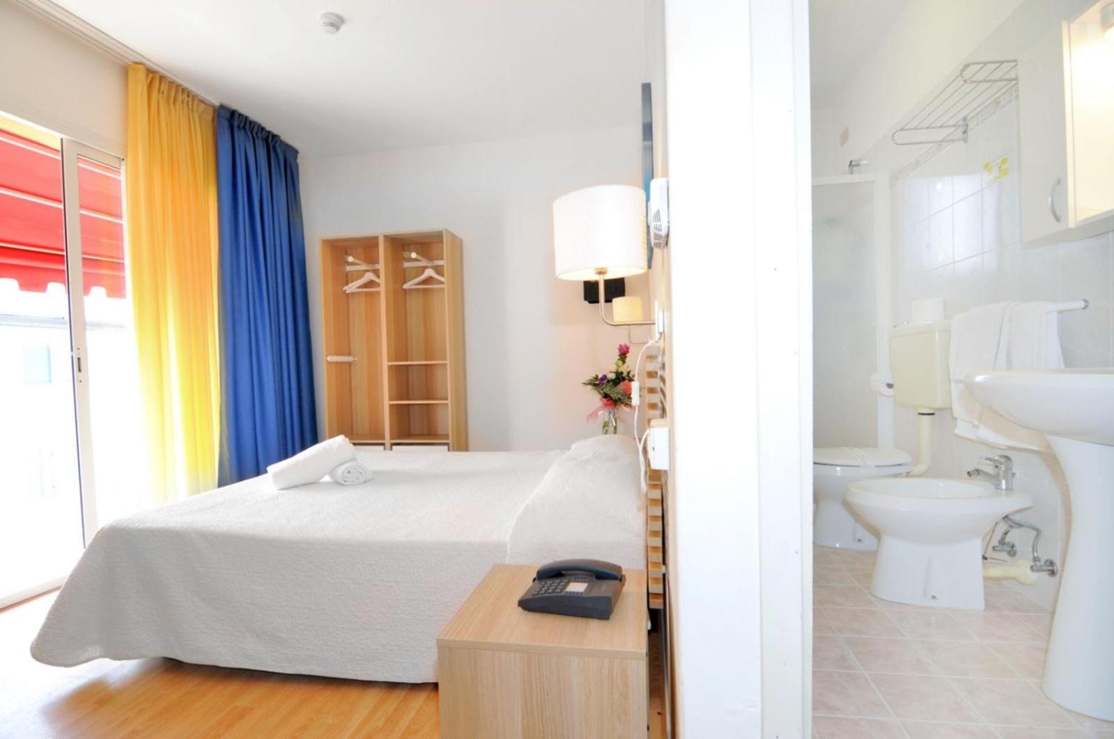 Hotel Rex Каорле Экстерьер фото